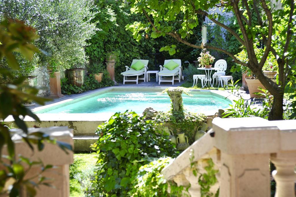 Bed and Breakfast Les Saisons Villeneuve-lès-Avignon Exteriér fotografie