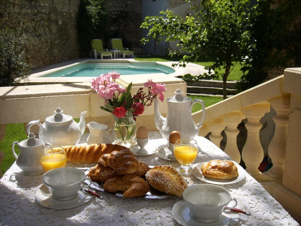 Bed and Breakfast Les Saisons Villeneuve-lès-Avignon Exteriér fotografie